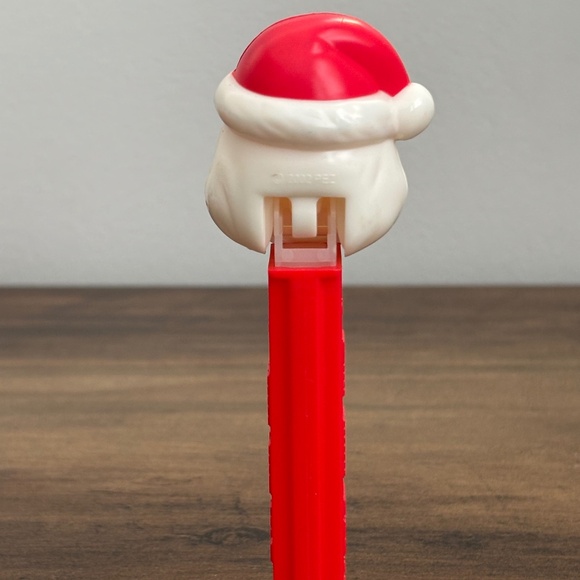SANTA CLAUS Glasses Holiday CHRISTMAS Candy PEZ Dispenser Red & White Feet - Picture 4 of 9